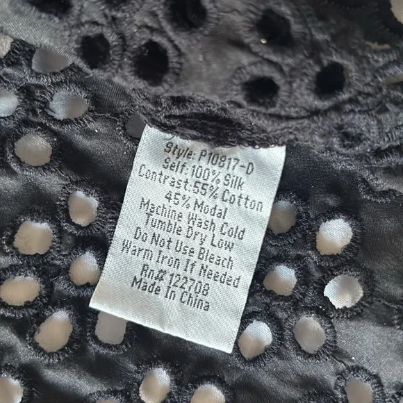 JohnnyWas Eyelet Top - Picture 5 of 9